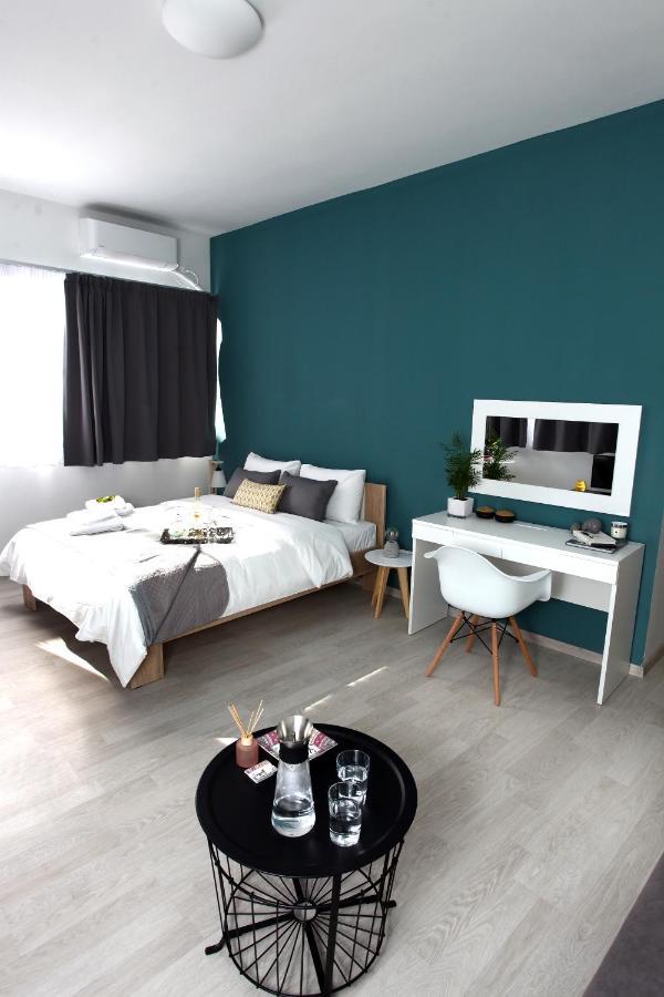 Old Town Hall Suites And Apartments Атина Екстериор снимка