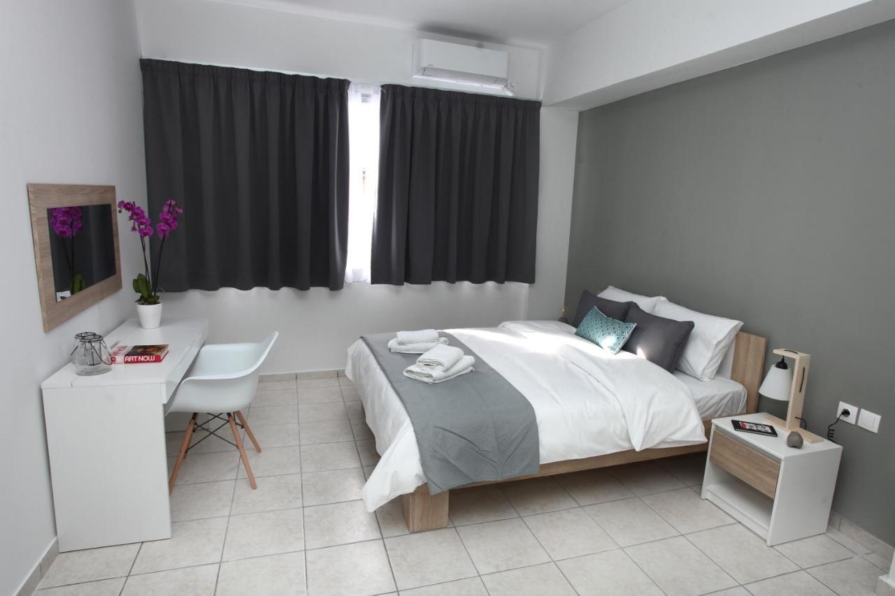 Old Town Hall Suites And Apartments Атина Екстериор снимка