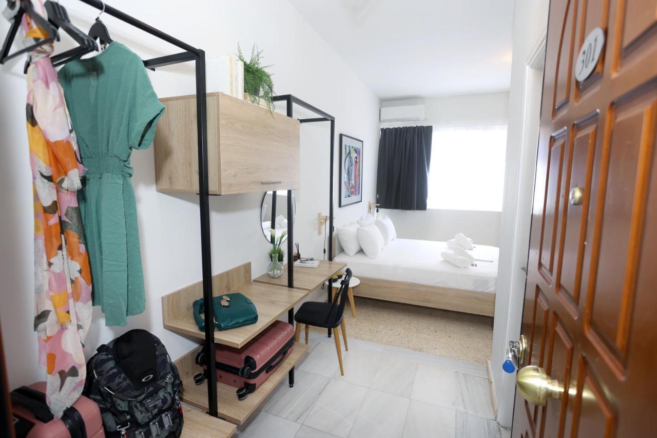 Old Town Hall Suites And Apartments Атина Екстериор снимка