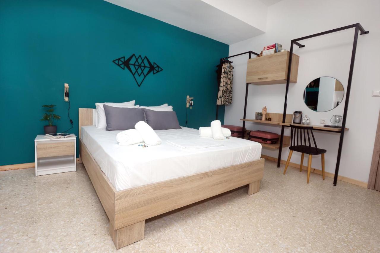 Old Town Hall Suites And Apartments Атина Екстериор снимка