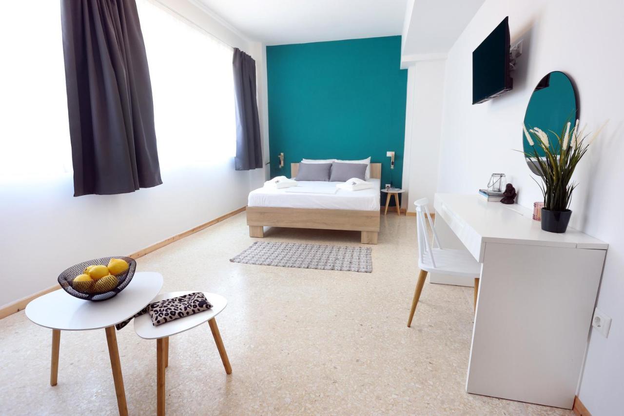 Old Town Hall Suites And Apartments Атина Екстериор снимка