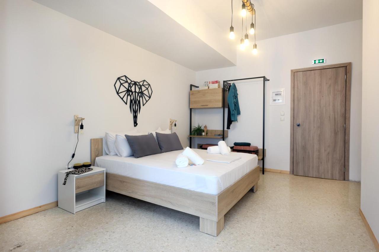 Old Town Hall Suites And Apartments Атина Екстериор снимка